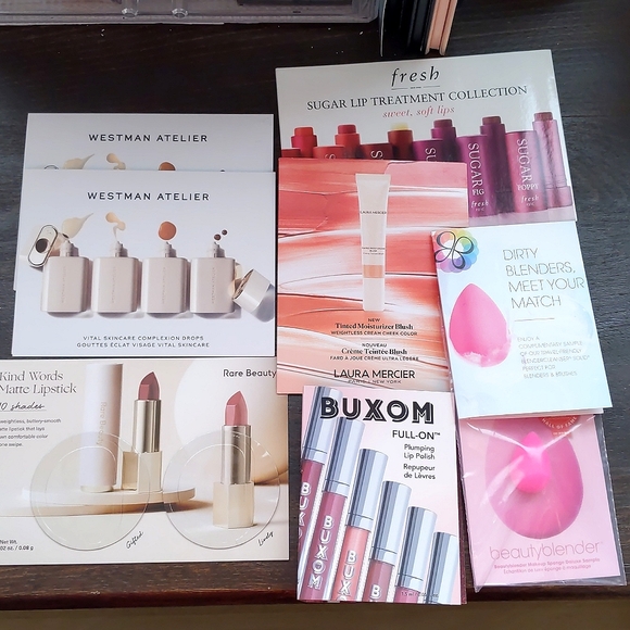 laura mercier Other - Makeup sample bundle (8 pcs)